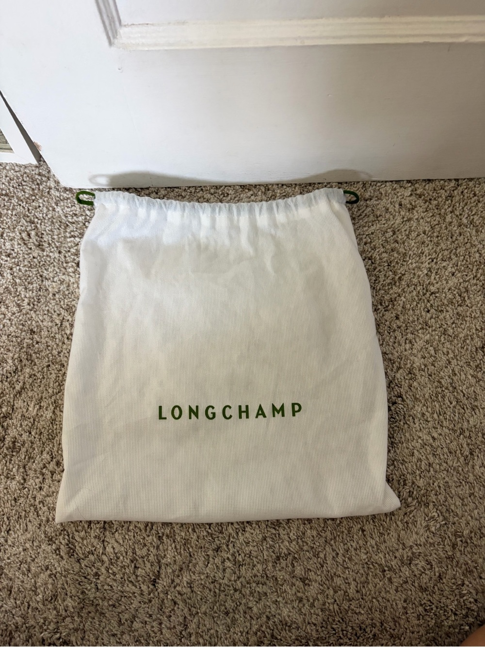 Longchamp Roseau Essential Half Moon Hobo Bag Black - Picture 9 of 10